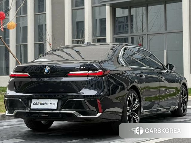 BMW 7 series 2024 Черный из Китая