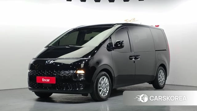 Hyundai Staria 2023 Черный из Кореи