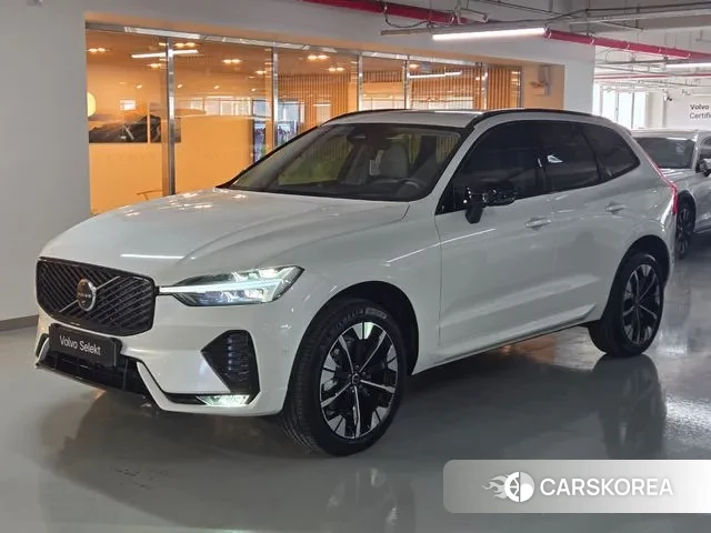 Volvo XC60 second Generation 2025 Белый из Кореи