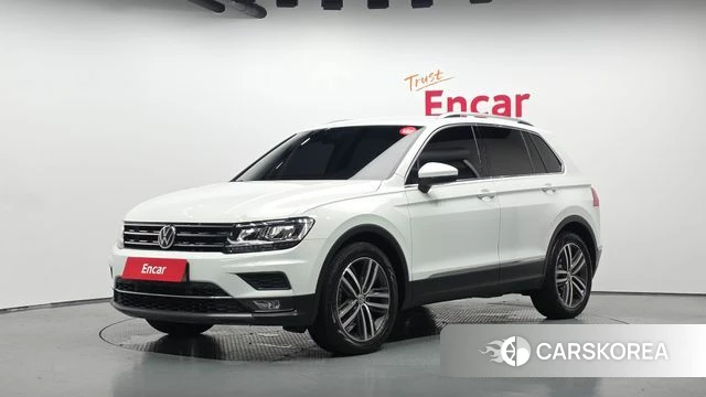 Volkswagen Tiguan second Generation 2018 Белый из Кореи