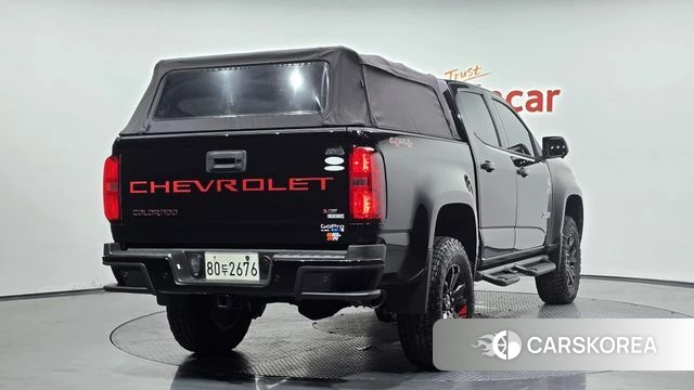 Chevrolet (GM Daewoo) Real New Colorado 2021 Черный из Кореи