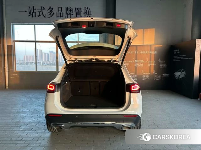 Mercedes-Benz GLA 2023 Белый из Китая