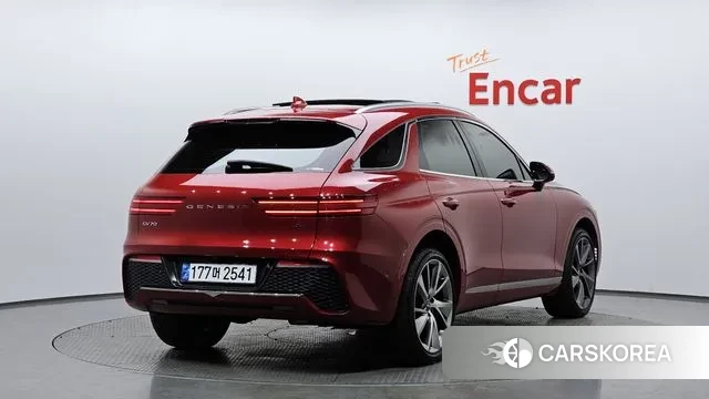 Genesis GV70 2021 Красный из Кореи