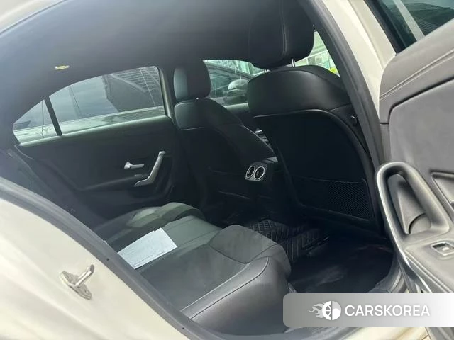 Mercedes-Benz Class A 2023 Белый из Китая