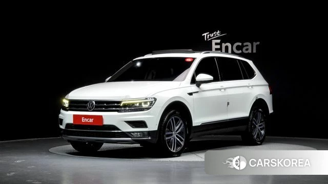 Volkswagen Tiguan Allspace 2018 Белый из Кореи