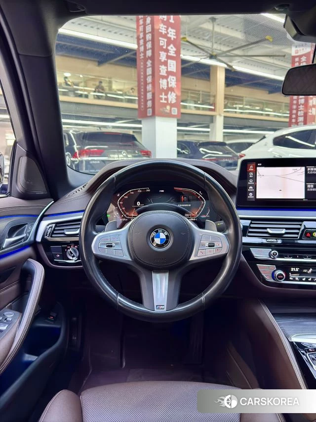 BMW 5 series 2023 Черный из Китая