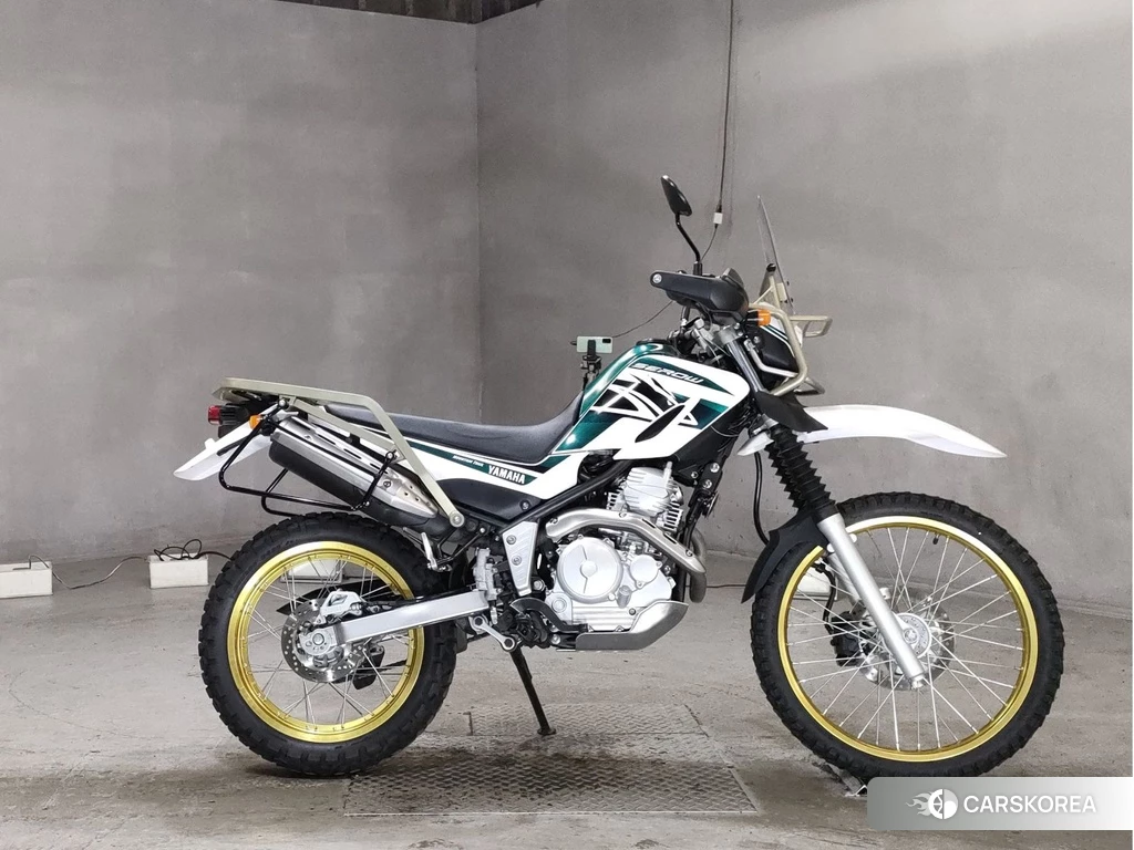 Проданный Yamaha SEROW 250 2016 из Японии
