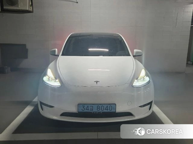 Tesla Model Y 2024 Белый из Кореи