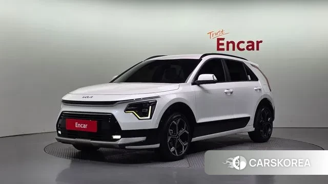 Kia Di Ol Nu Niro 2022 Белый из Кореи