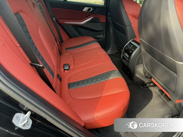 BMW X5 M 2025 Черный из Китая