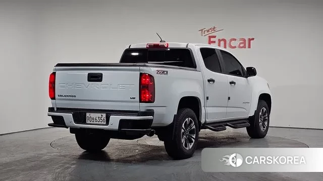 Chevrolet (GM Daewoo) Real New Colorado 2020 Белый из Кореи