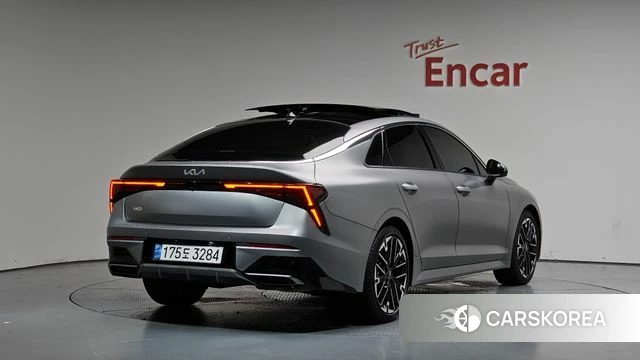 Kia The New K5 3rd generation 2024 Серебристо-серый из Кореи