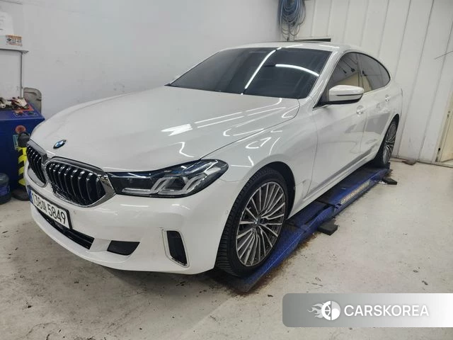 BMW 6 Series GT (G32) 2022 Белый из Кореи