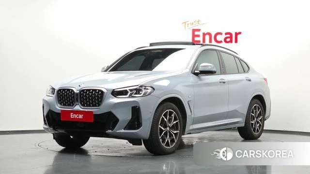 BMW X4 (G02) 2024 Светло-серебряный цвет из Кореи
