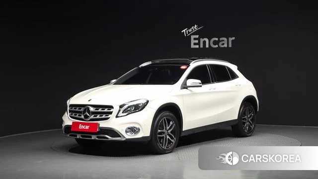 Mercedes-Benz GLA-Class X156 2018 Белый из Кореи