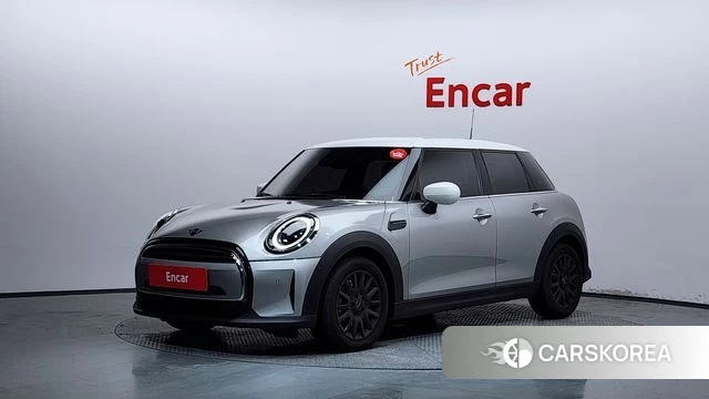 Mini Cooper 2023 Серебряный из Кореи