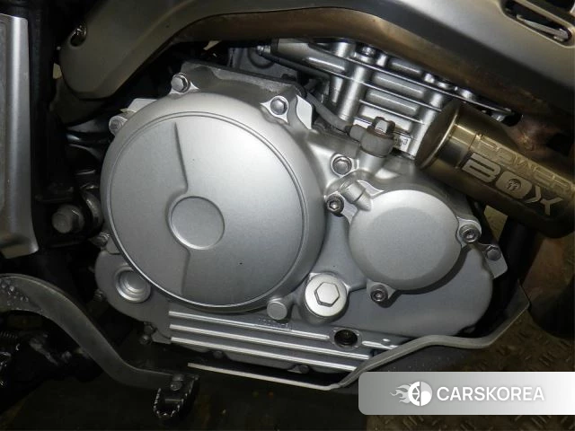 Engine photo