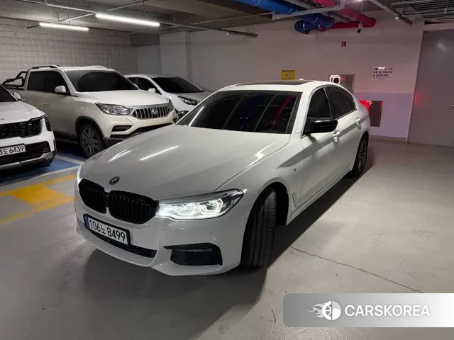 BMW 5 Series (G30) 2019 Белый из Кореи