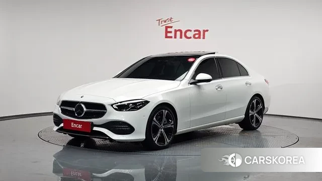 Mercedes-Benz C-Class W206 2024 Белый из Кореи