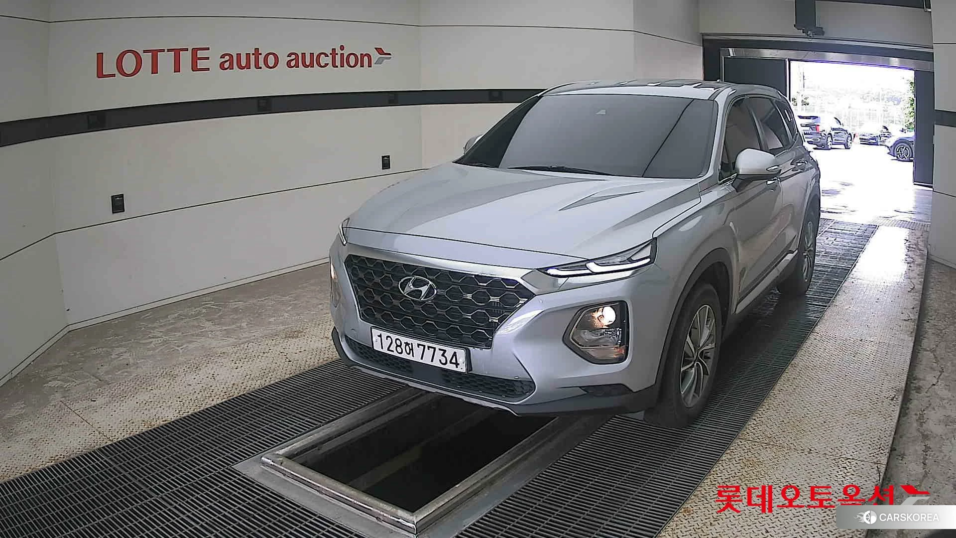 Hyundai Santa Fe 2020 Typhoon Silver из Кореи