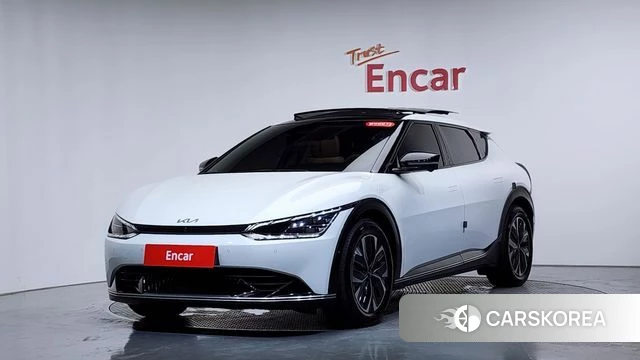 Kia EV6 2023 Белый из Кореи