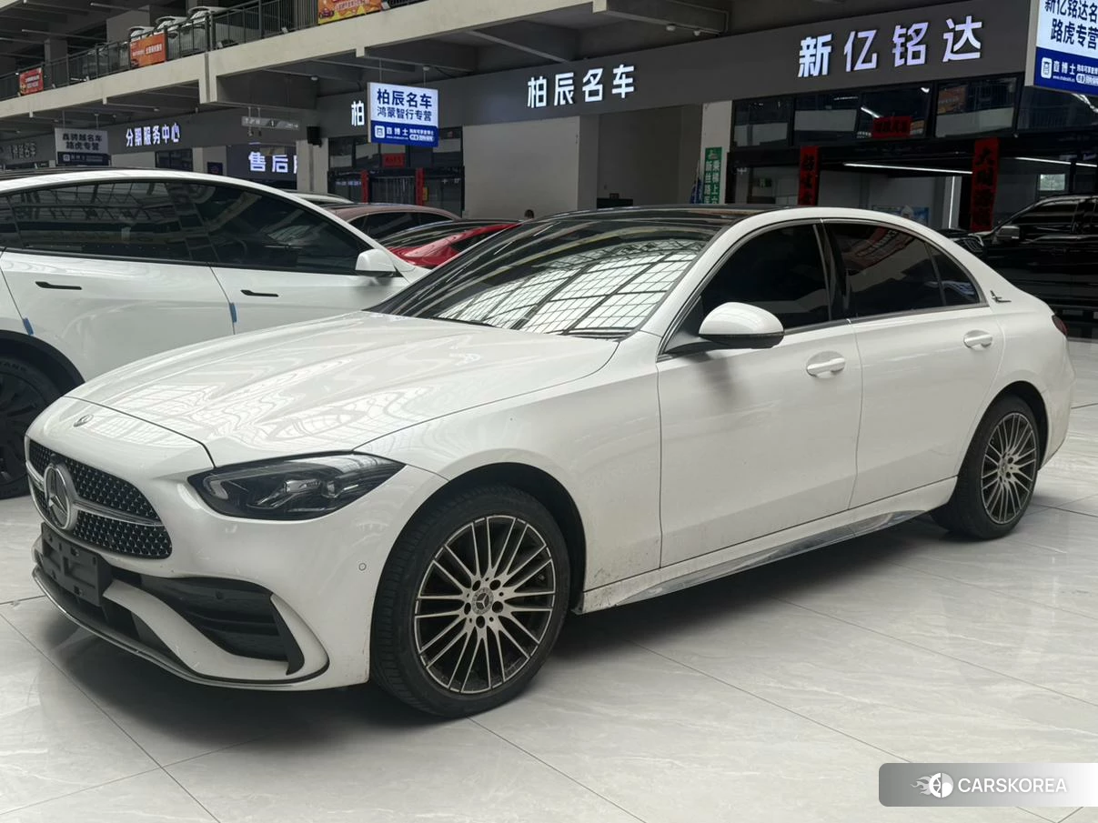 Mercedes-Benz Class C 2022 Белый из Китая