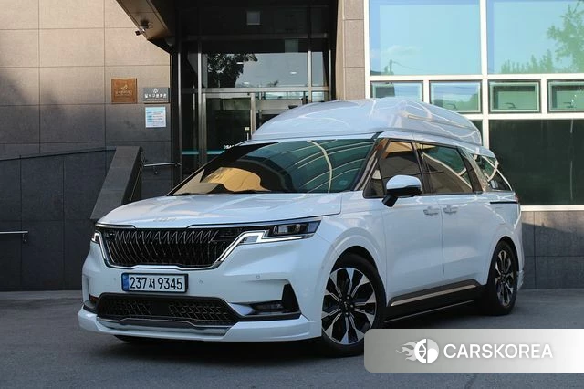 Kia Carnival 4th generation 2022 Белый из Кореи