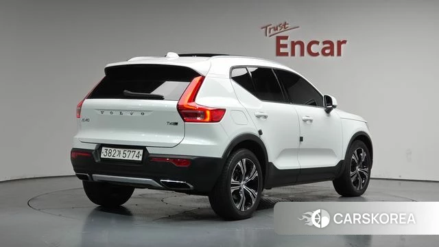 Volvo XC40 2020 Белый из Кореи