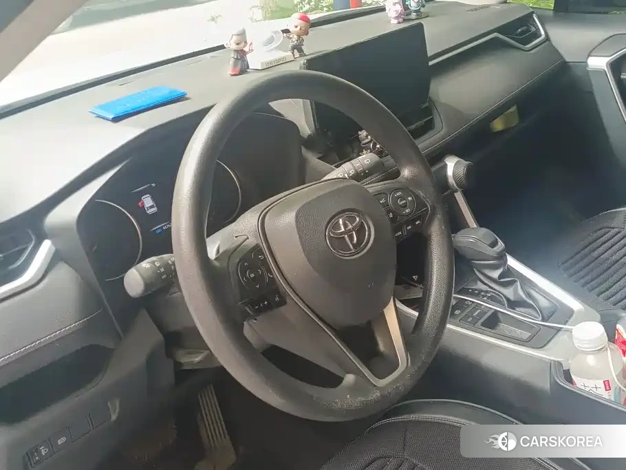 Toyota RAV4 2024 Белый из Китая