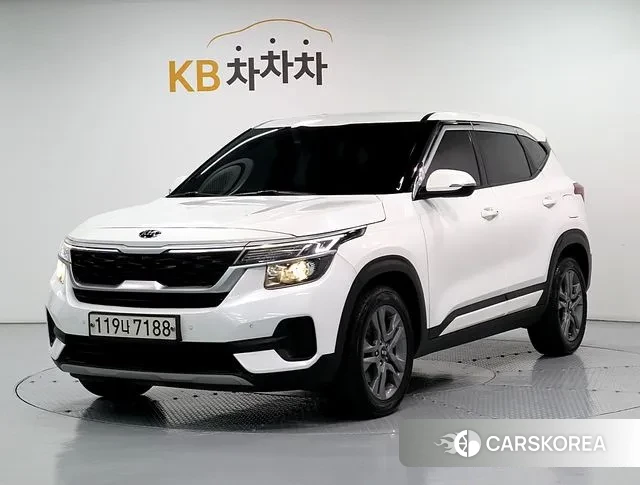 Kia Seltos 2020 Белый из Кореи