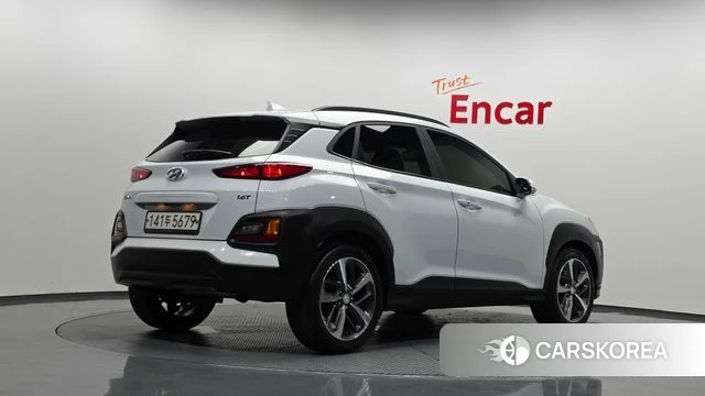Hyundai Kona 2019 Белый из Кореи