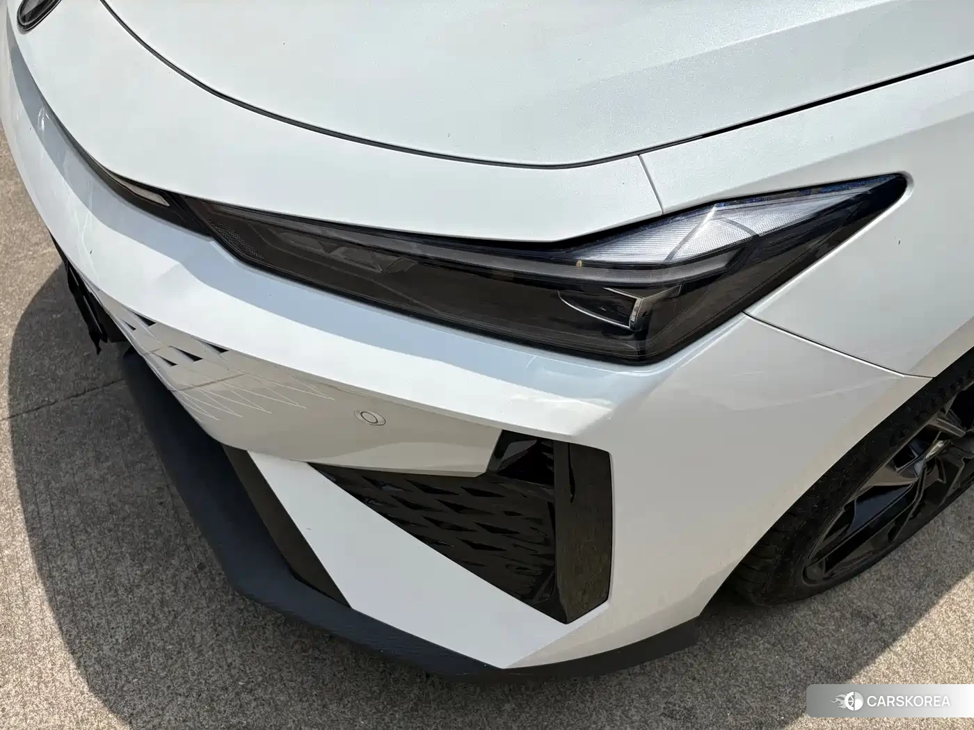 Chang'an UNI-V 2024 Белый из Китая