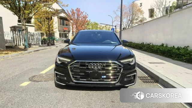 Audi A6L 2023 Черный из Китая