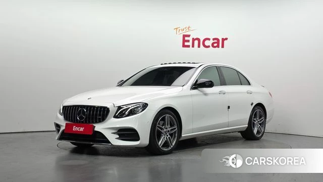 Mercedes-Benz E-Class W213 2020 Белый из Кореи