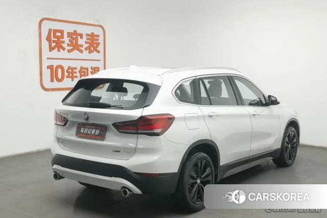 BMW X1 2021 Белый из Китая
