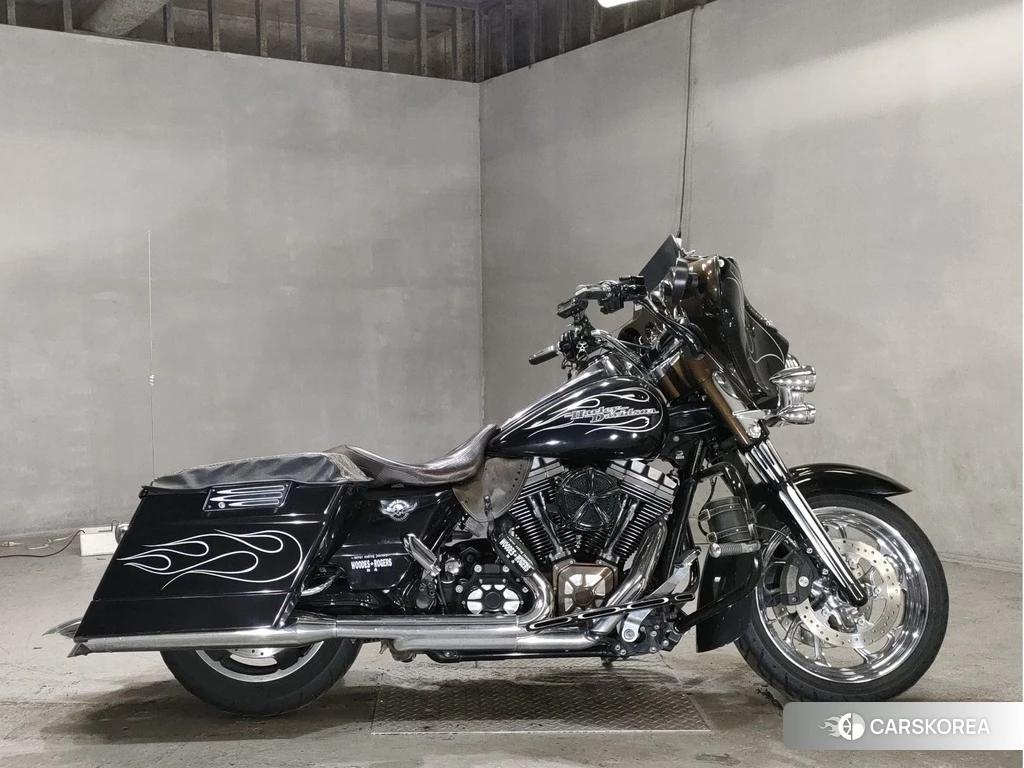Проданный Harley-Davidson Street Glide FLHX1690 2013 из Японии, фото 2