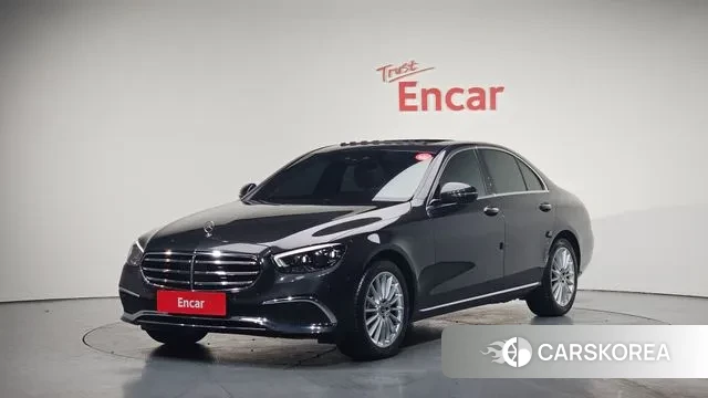 Mercedes-Benz E-Class W213 2021 Серый из Кореи