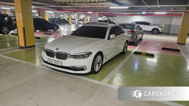 BMW 5 Series (G30) 2018 Белый из Кореи