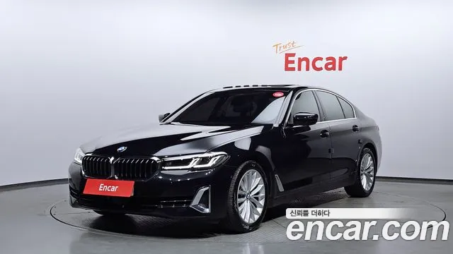 BMW 5 Series (G30) 2022 Черный из Кореи