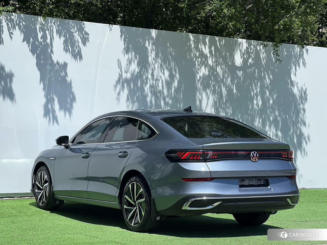 Volkswagen Lingdu 2022 Темно-серый из Китая