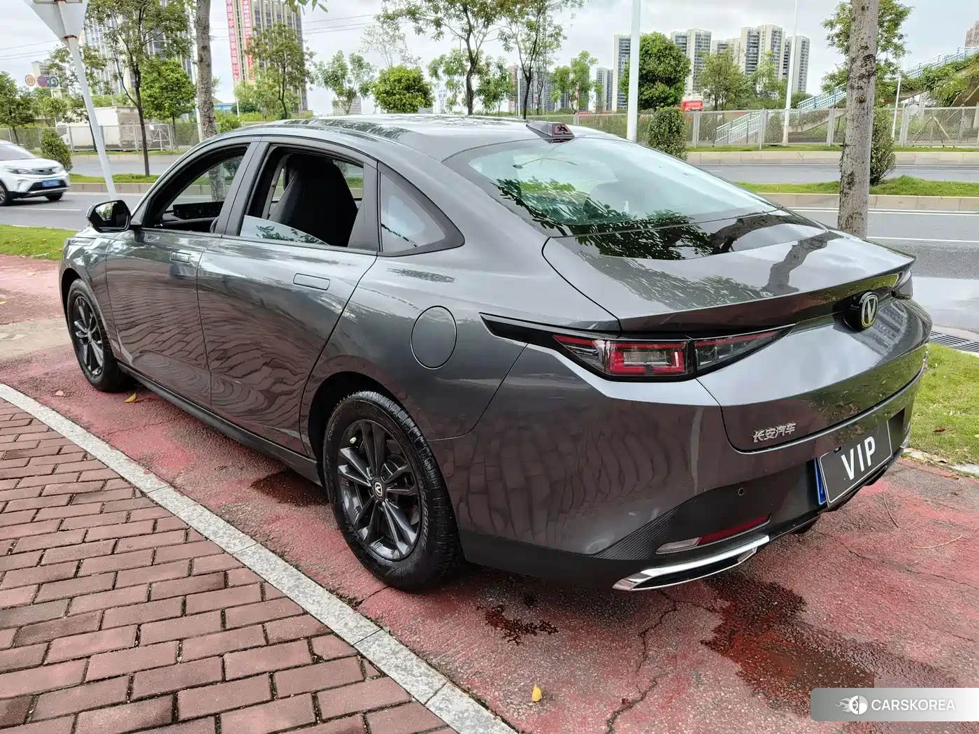Chang'an Yida 2023 Silver/gray из Китая