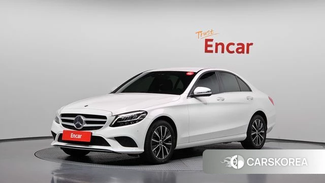 Mercedes-Benz C-Class W205 2019 Белый из Кореи