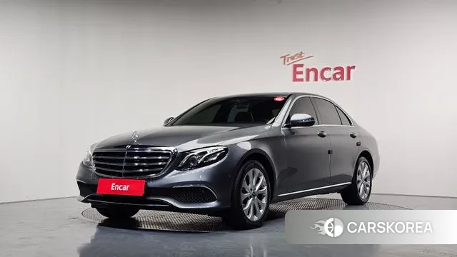Mercedes-Benz E-Class W213 2019 Серый из Кореи