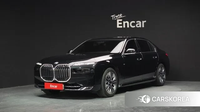 BMW 7 Series (G70) 2023 Черный из Кореи