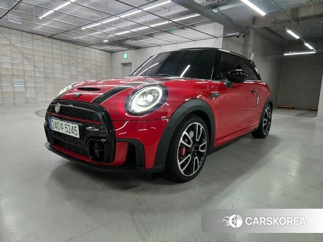 Mini Cooper S 2023 Красный из Кореи