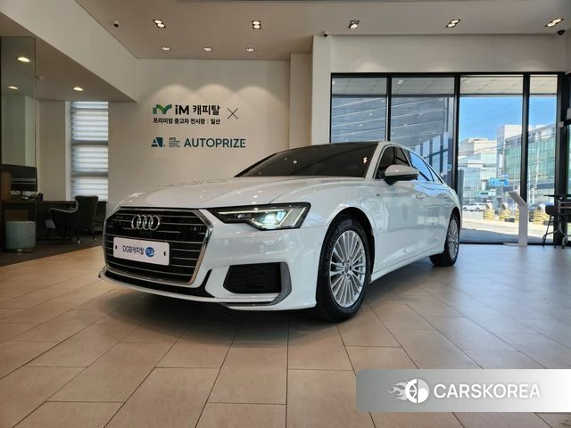 Audi A6 (C8) 2021 Белый из Кореи