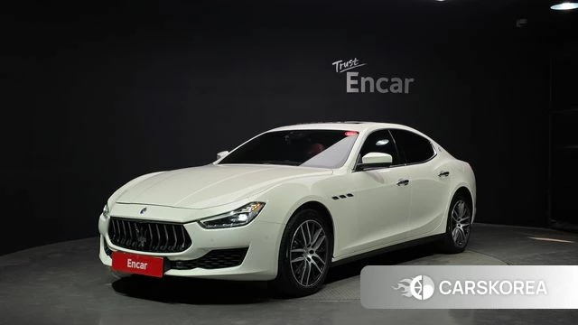 Maserati Ghibli 2019 Белый из Кореи