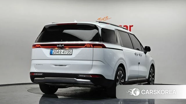Kia Carnival 4th generation 2022 Белый из Кореи