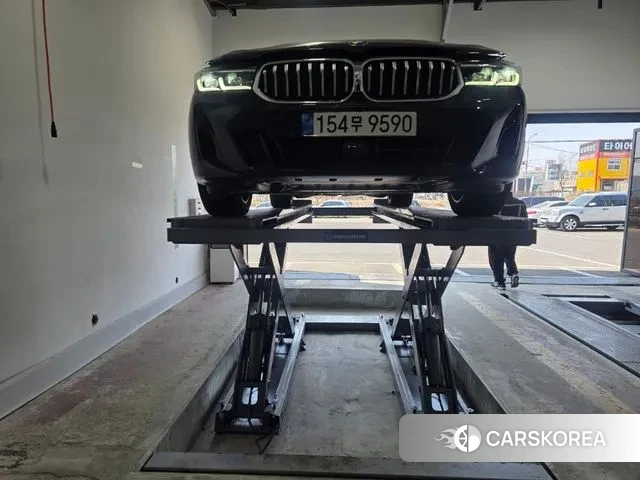 BMW 6 Series GT (G32) 2022 Черный из Кореи