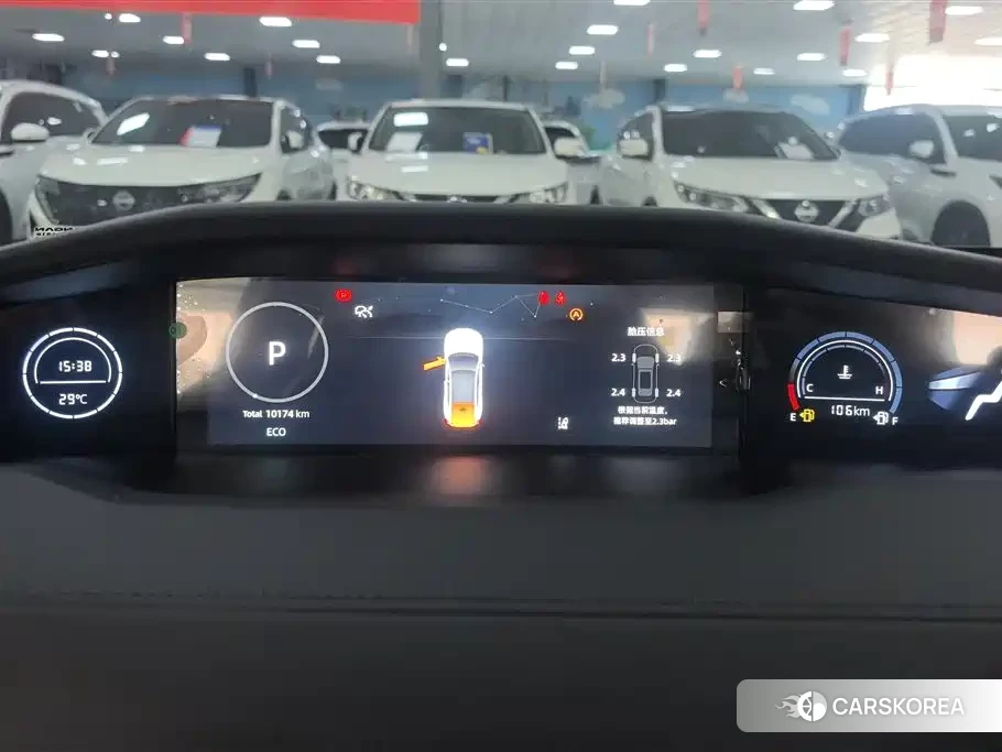 Chang'an Changan UNI-V 2024 Белый из Китая